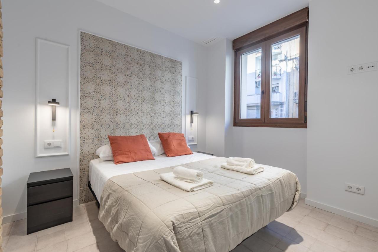 Modern Apartment Close To City Centre Valencia Bagian luar foto