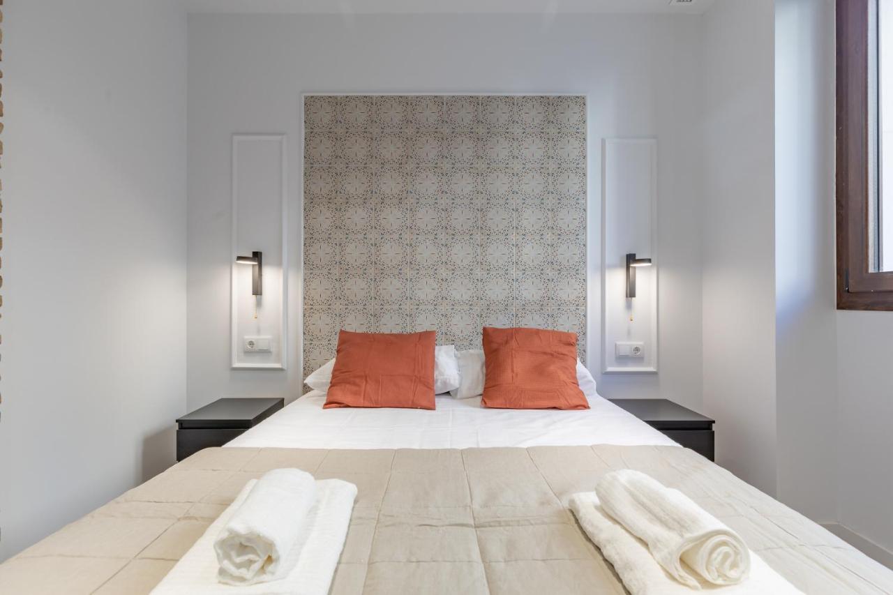 Modern Apartment Close To City Centre Valencia Bagian luar foto