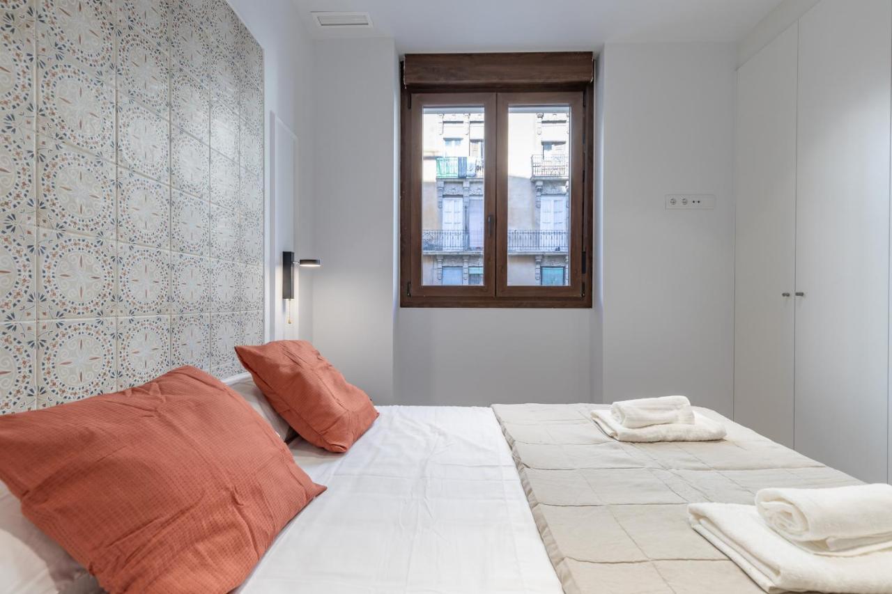 Modern Apartment Close To City Centre Valencia Bagian luar foto